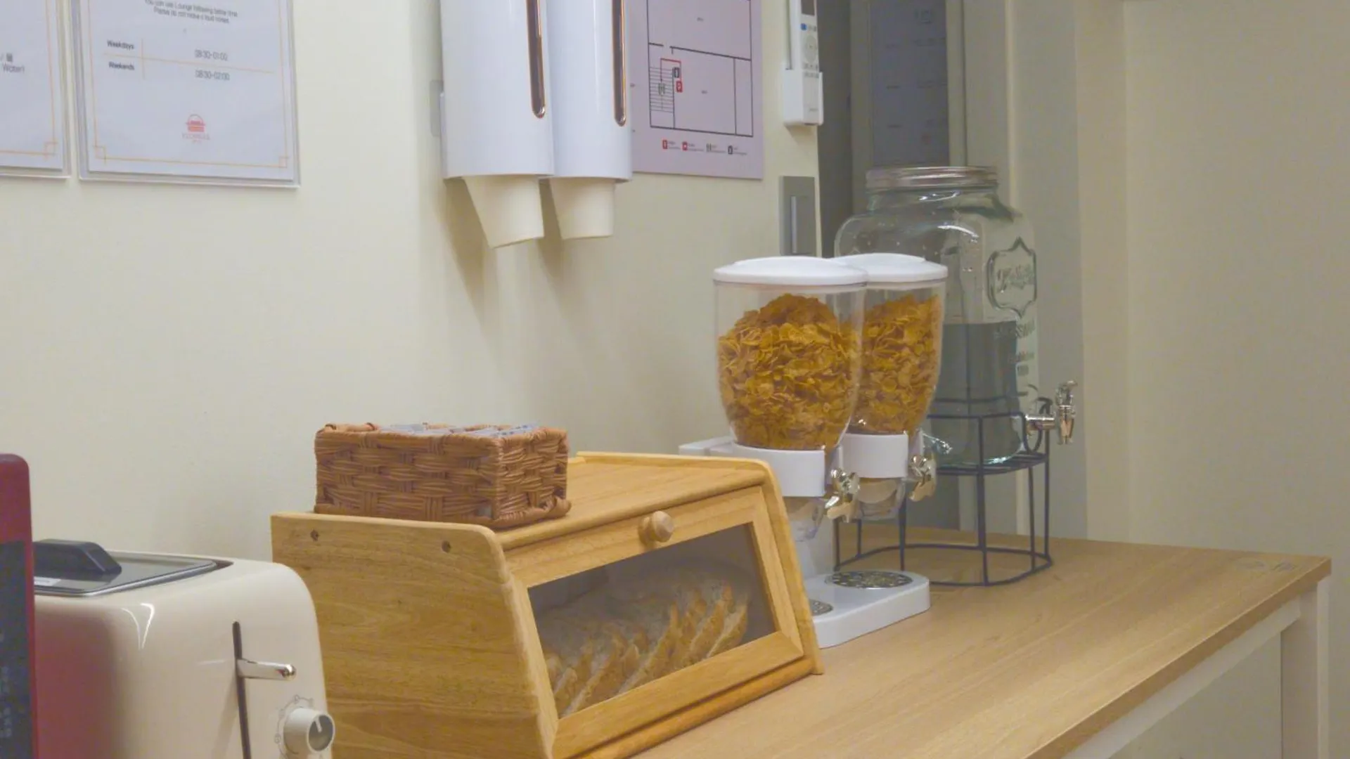 82 Capsule Hotel سيول